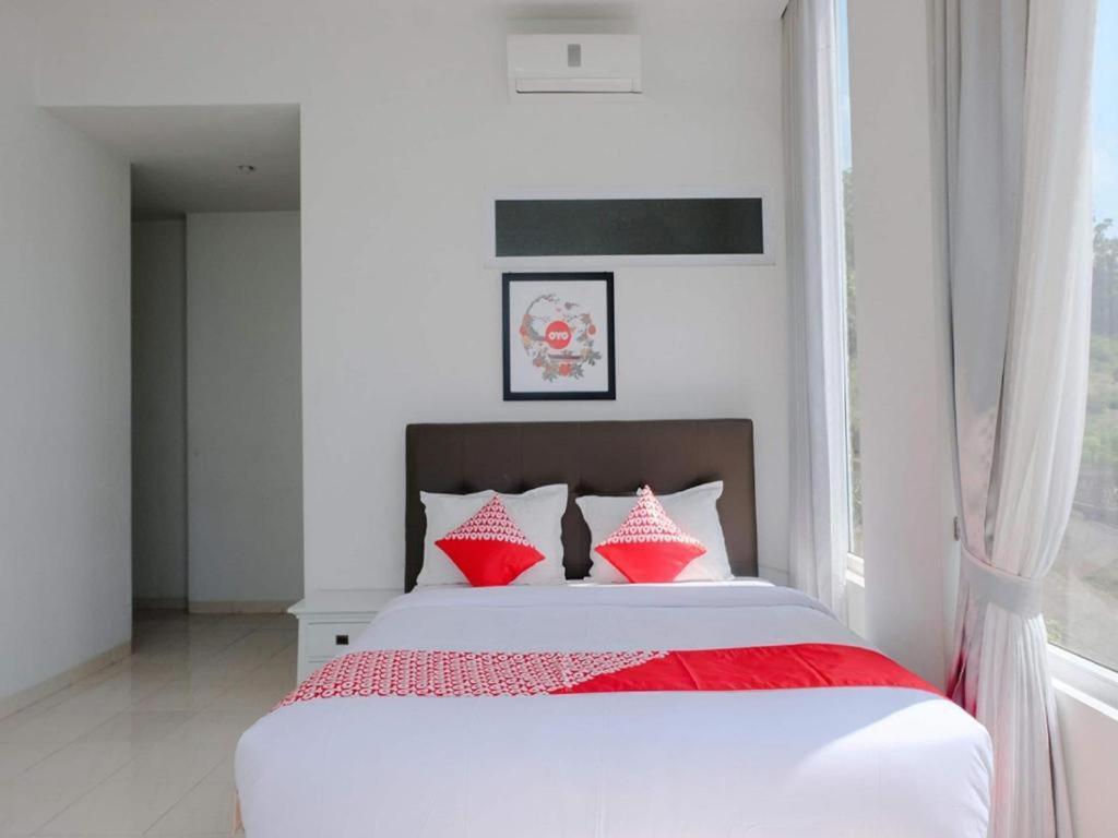 Oyo 1194 Villa Bukit Panderman Residence Batu  Extérieur photo